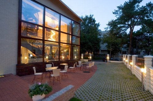 Restoranai, kavinės, barai, salės ``Rivastar``- viešbutis - restoranas.