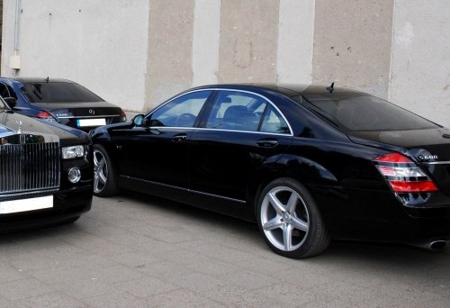  BMW, Bentley, Rolls-Royce, Mercedes, Jaguar nuoma