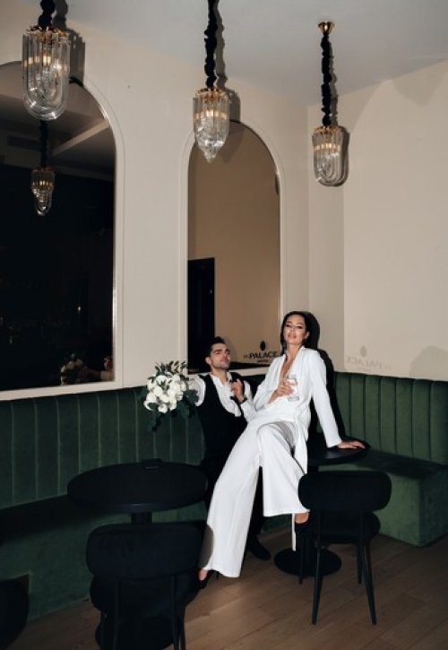 FOTO ALIBI - stilinga vestuvinė fotografija. 
