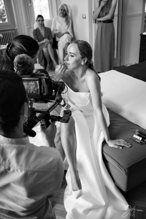 FOTO ALIBI - stilinga vestuvinė fotografija. 