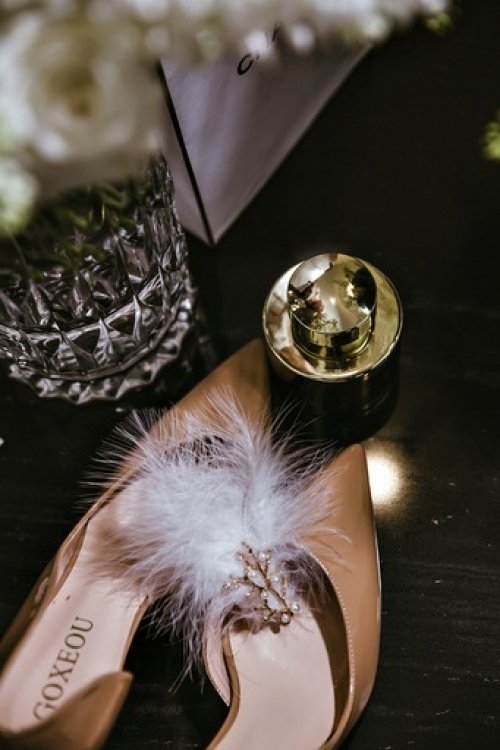 FOTO ALIBI - stilinga vestuvinė fotografija. 