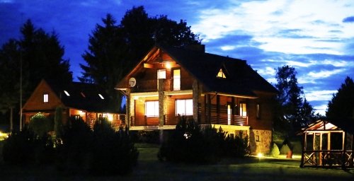 PAS ŠEŠTOKĄ Vilos Sodybos Nuoma Vestuvėms iki 80 vietų 