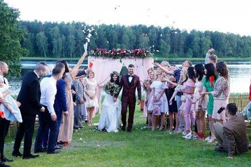 PAS ŠEŠTOKĄ Vilos Sodybos Nuoma Vestuvėms iki 80 vietų 