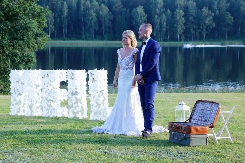 PAS ŠEŠTOKĄ Vilos Sodybos Nuoma Vestuvėms iki 80 vietų 