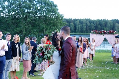 PAS ŠEŠTOKĄ Vilos Sodybos Nuoma Vestuvėms iki 80 vietų 
