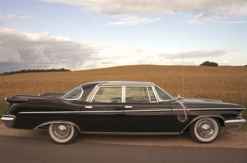 Klasikinių ir retro automobilių nuoma