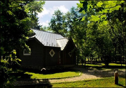 Pokylių salės nuoma ir svečių nakvynė sodyboje "Ašvos malūnas"