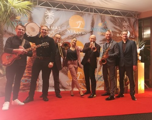 Vestuvių muzikantai Gyvo garso grupė "Diksai" -  Muzika tobulai šventei !