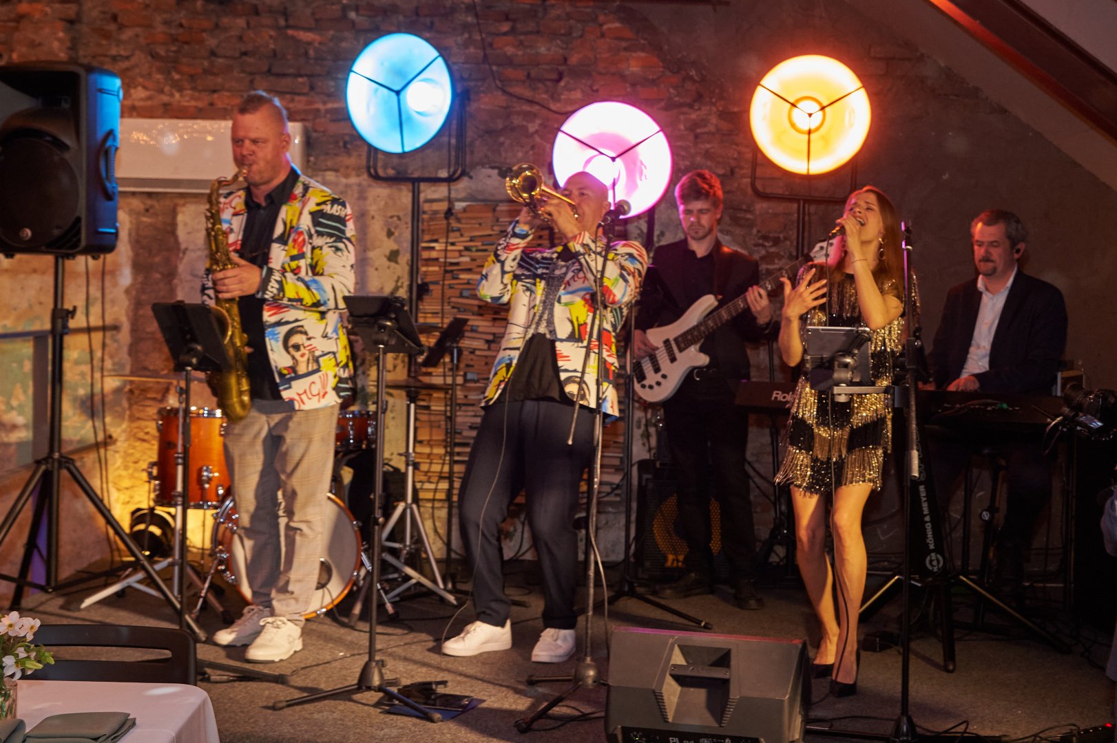 Vestuvių muzikantai Gyvo garso grupė "Diksai" -  Muzika tobulai šventei !