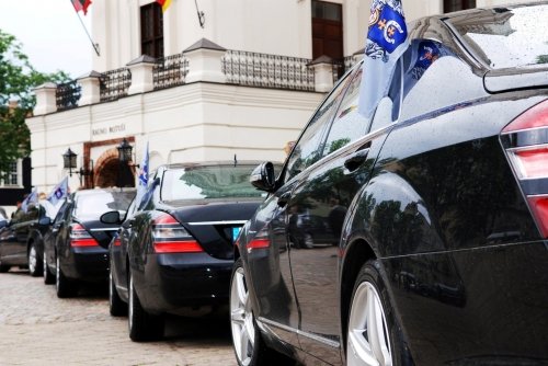 Bentley, Maybach, Mercedes-Benz limuzinų nuoma