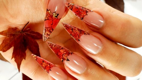 Grožio salonai, kirpyklos, soliariumai Exclusive Nail Studio- 'Nocturne'- manikiuro studija