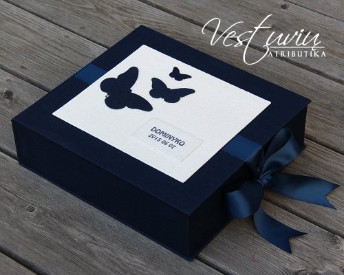 www.vestuviuatributika.lt