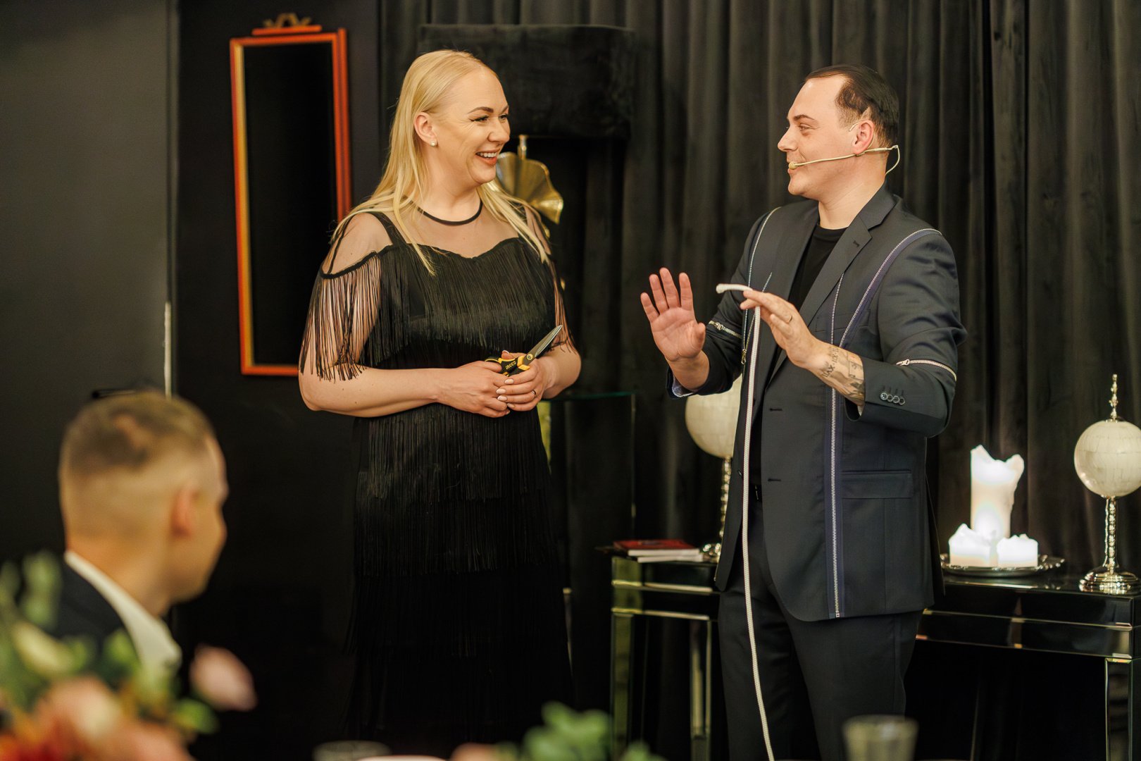 Magai, šokėjos, fakyrai ir kiti Iliuzionistas - NICHOLAS KIN[LT, RUS, ENG]