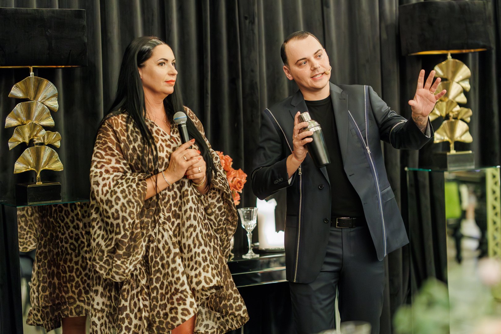 Magai, šokėjos, fakyrai ir kiti Iliuzionistas - NICHOLAS KIN[LT, RUS, ENG]