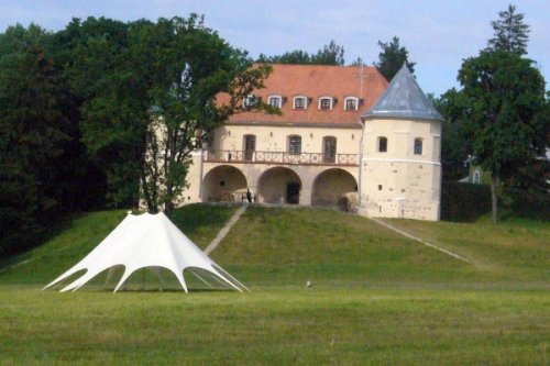 PAVILJONŲ nuoma, dekoravimas šventėms www.vippaviljonai.lt