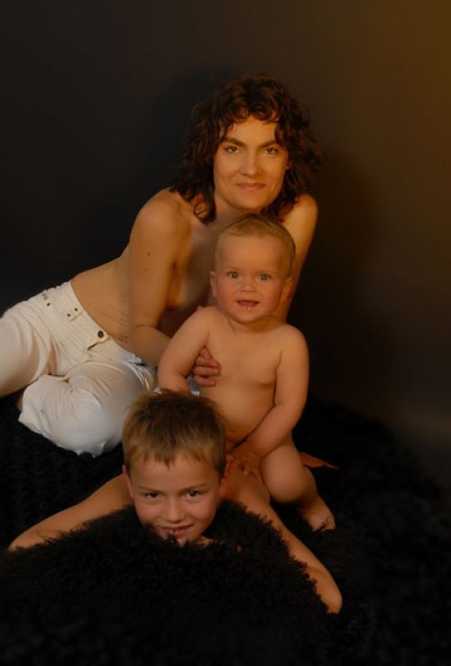 Fotografe LAIMA GELEZIUTE, menine, progine, reklamine fotografija