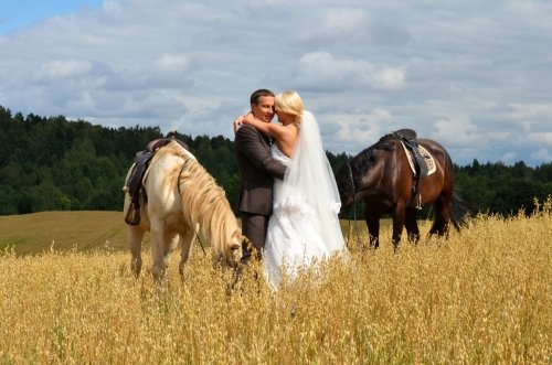 Vestuviniai pakvietimai Foto ir Video kvietimų gamyba.