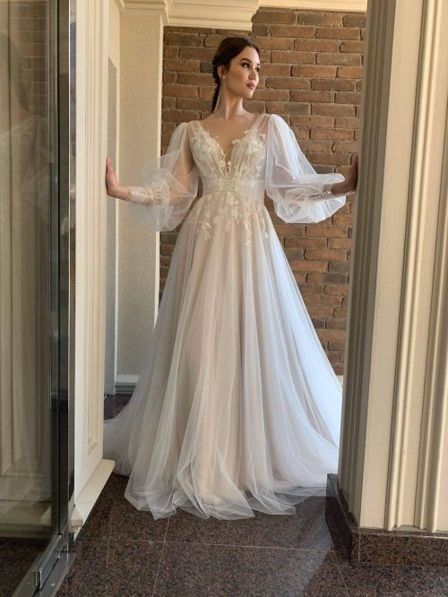 Vestuvinės suknelės Elegantiškos,išskirtinės kokybės  vestuvinės suknelės!