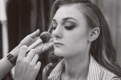 AuraStudio- Fotografų ir Operatorių komanda