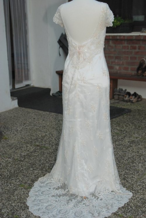Dizainerio ETERNITY BRIDAL silkine suknele ir bateliai