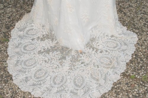 Dizainerio ETERNITY BRIDAL silkine suknele ir bateliai