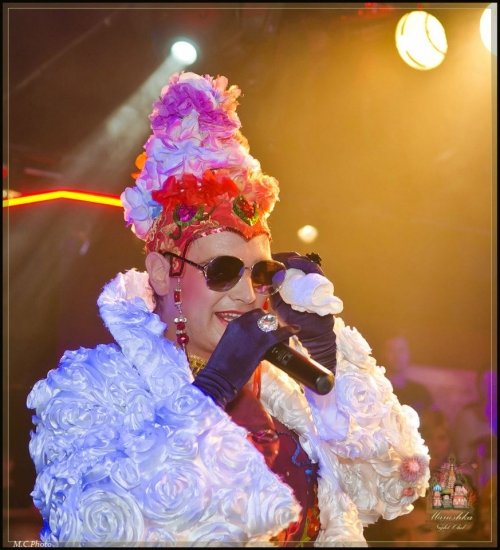 VERKA Serdiučka Show, muzikantai, dj Tel. +370 609 16010