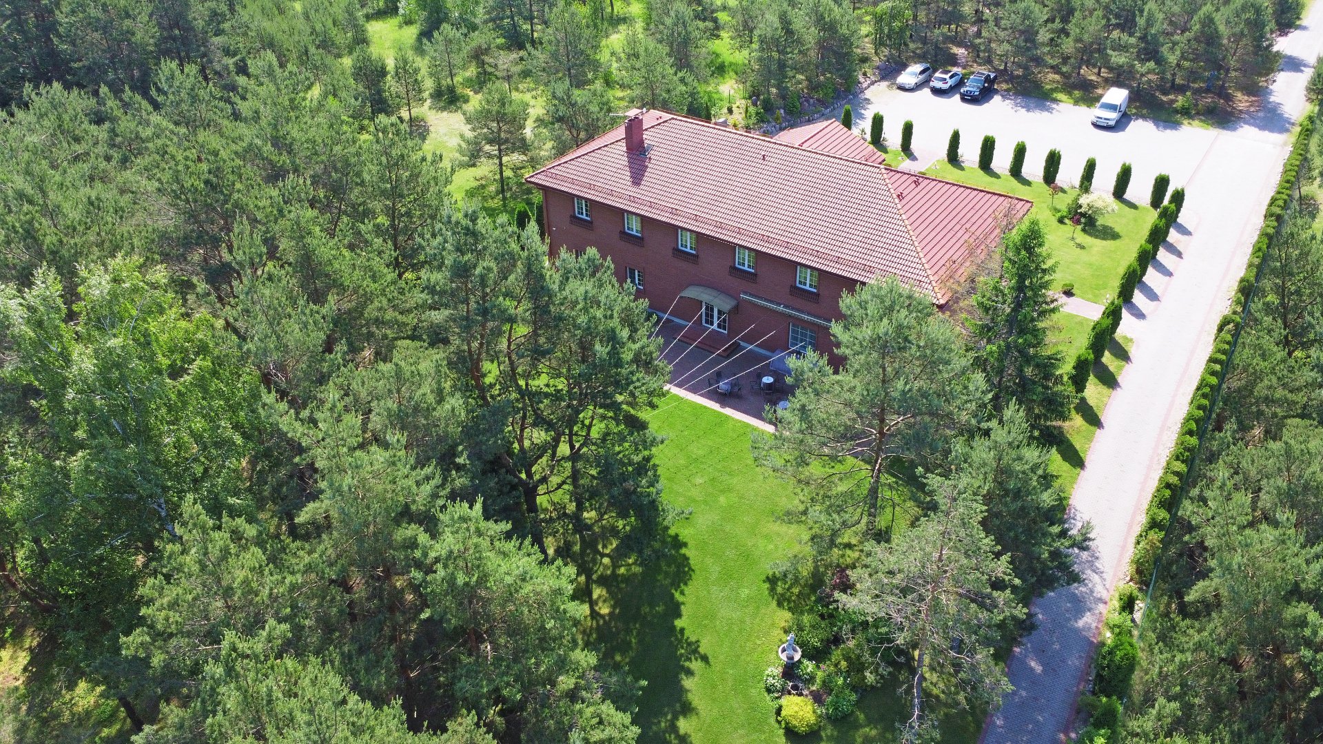 Sodybos, dvarai, vilos La Villa Royale- privatumo oazė visai šalia sostinės!