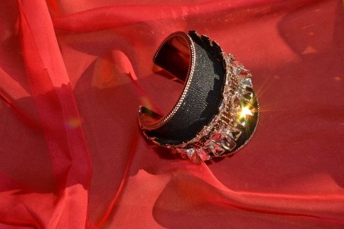 Originalūs SWAROVSKI papuošalai jūsų šventei