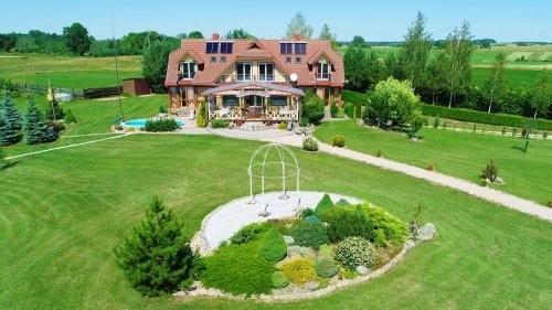 Sodybos, dvarai, vilos Vila RA - sodyba vestuvėms Molėtų ežerų krašte.