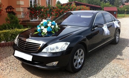 Automobilių nuoma Mercedes Benz nuoma Jūsų šventei