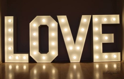 Dekoravimas, dekoracijos vestuvėms Šviečiančių raidžių Love nuoma