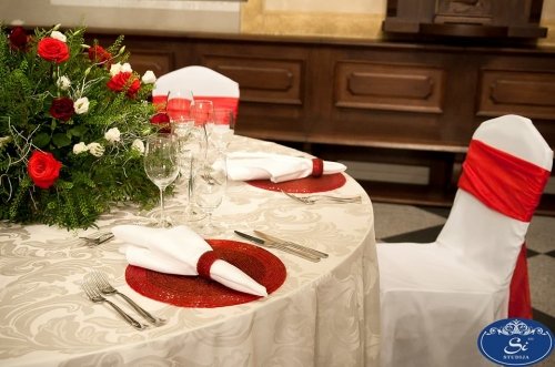 Vestuvių dekoracijos nuomai:vazos,žvakdės,tekstilė,stovai ir kita