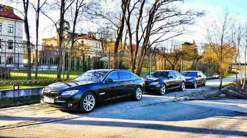 Prabangių BMW 7 serijos automobilių nuoma Jūsų šventei. 