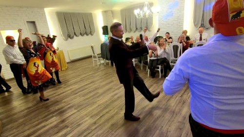Gyvai dainuojantis vestuvių ir kitų renginių vedėjas!